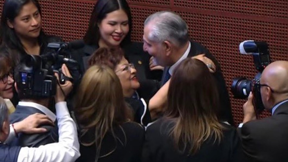 Ernestina Godoy, la fiscal a modo: Senado consuma la captura de la FGR.