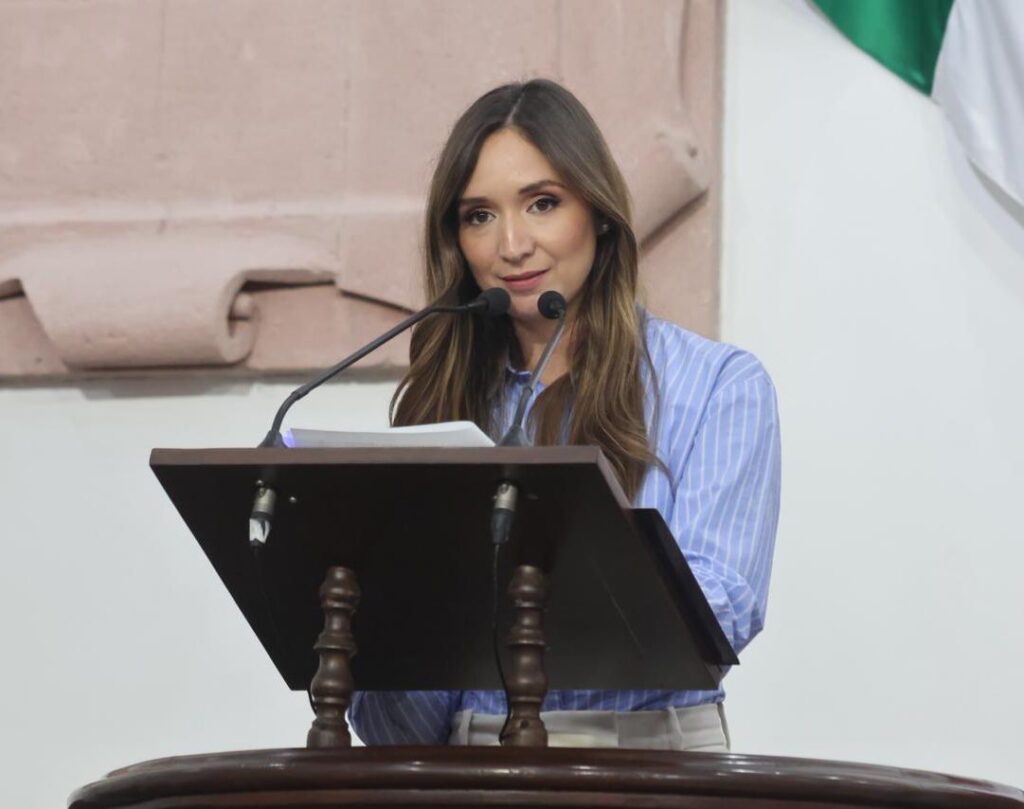 Proponen programa de apoyo para mujeres cuidadoras: “Su trabajo sostiene al país”, señala Edna Dávalos